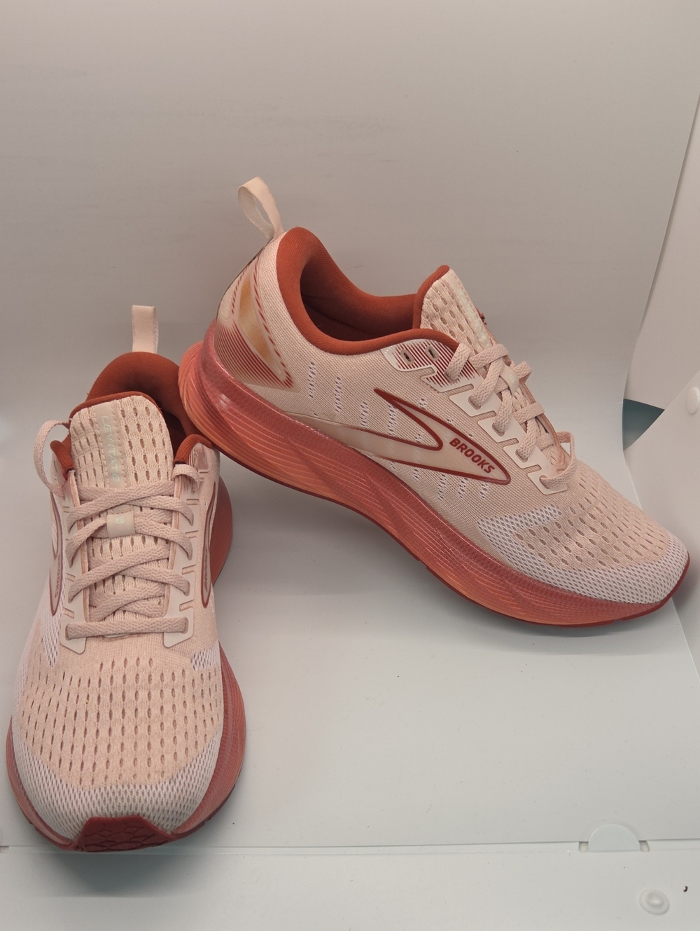 Brooks Levitate 6 Women's Peach and Coral Running Sneakers